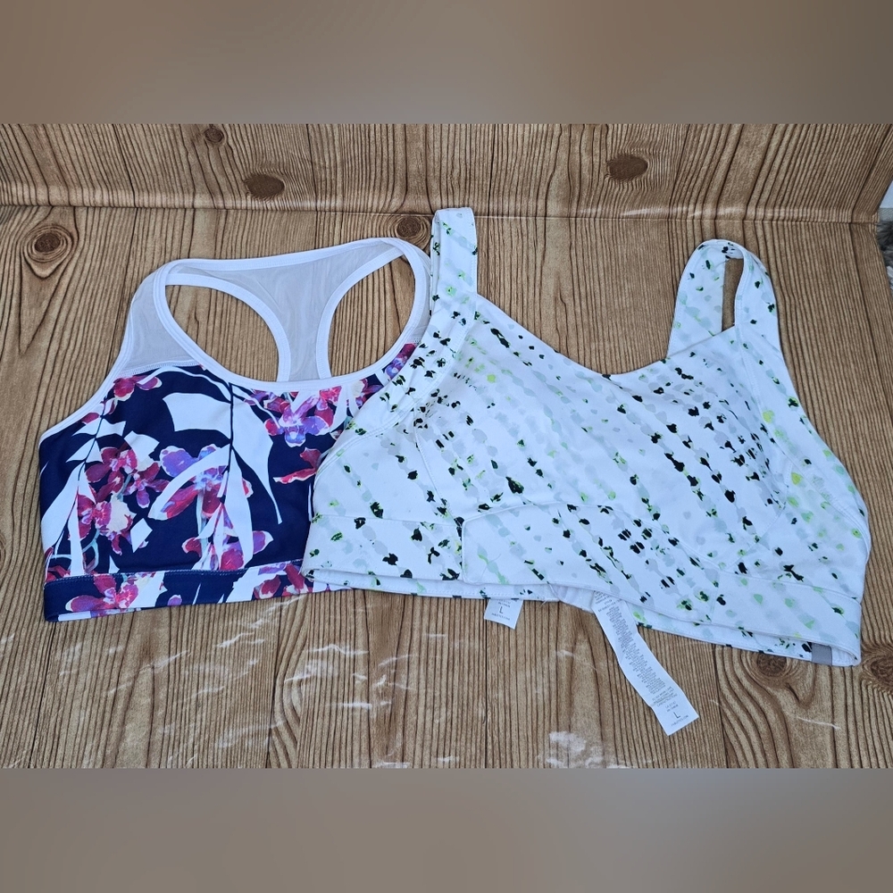 Fabletics Sports Bras Size‎ Large